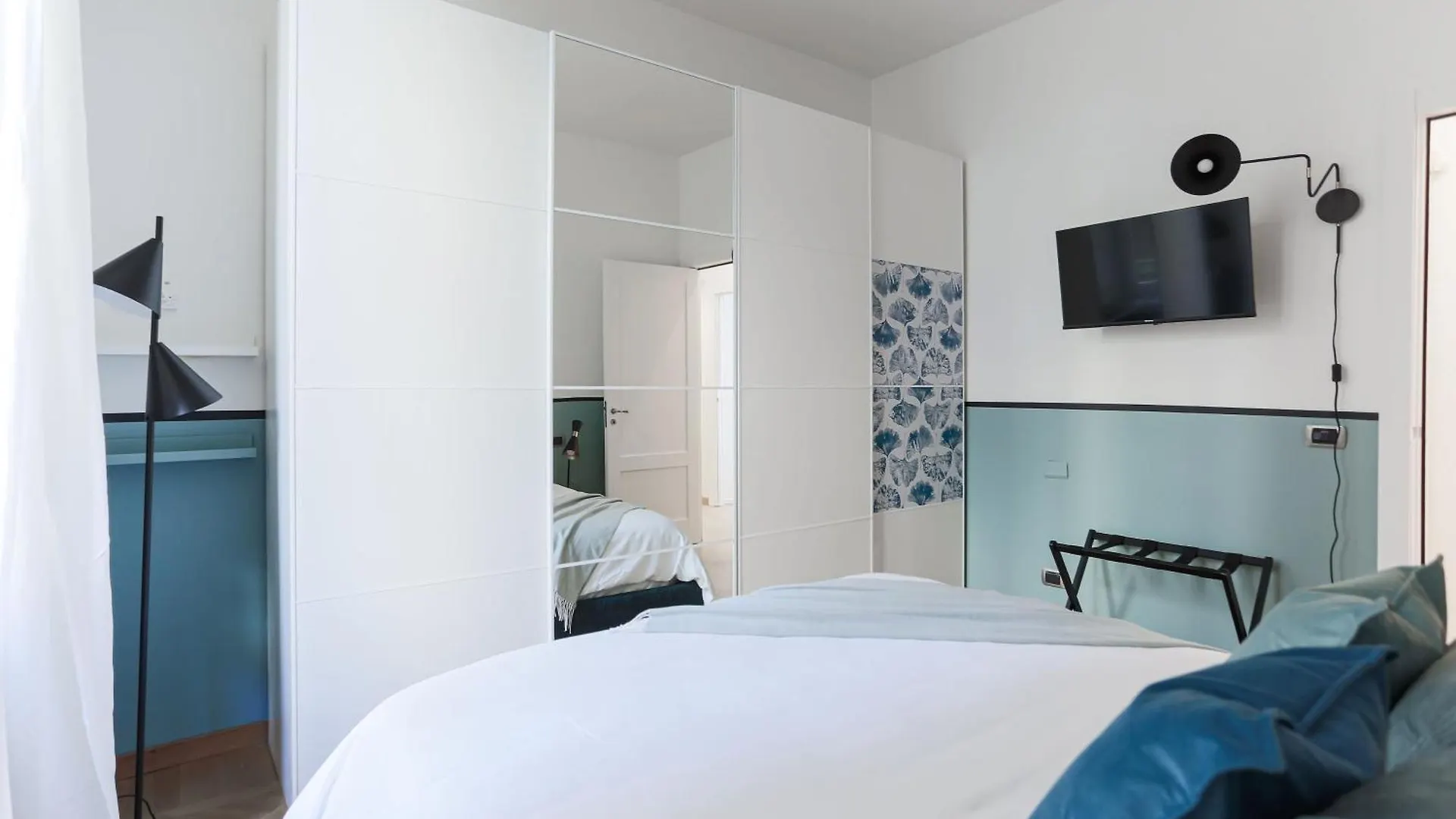 The Best Rent - Spacious Three-Bedroom Apartment In The Heart Of Milan