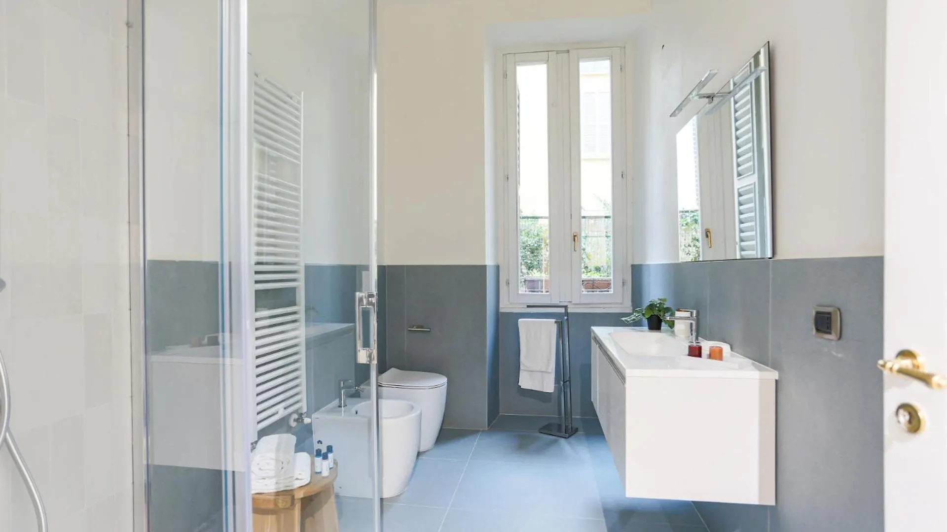 The Best Rent - Spacious Three-Bedroom Apartment In The Heart Of Milan