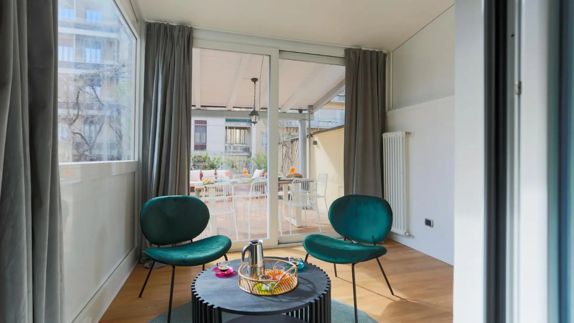 The Best Rent - Spacious Three-Bedroom Apartment In The Heart Of Milan