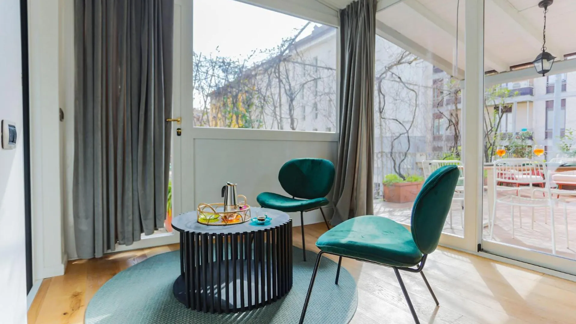 The Best Rent - Spacious Three-Bedroom Apartment In The Heart Of Milan