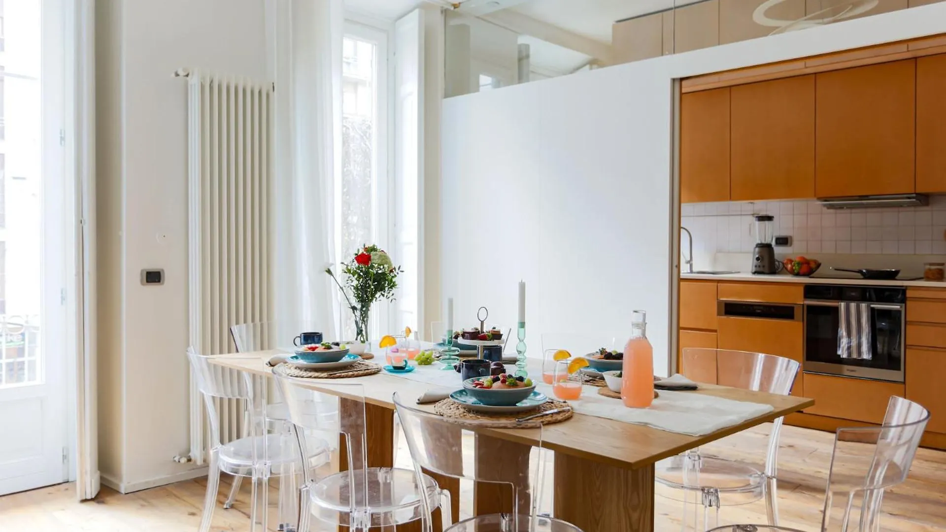 The Best Rent - Spacious Three-Bedroom Apartment In The Heart Of Milan Italy