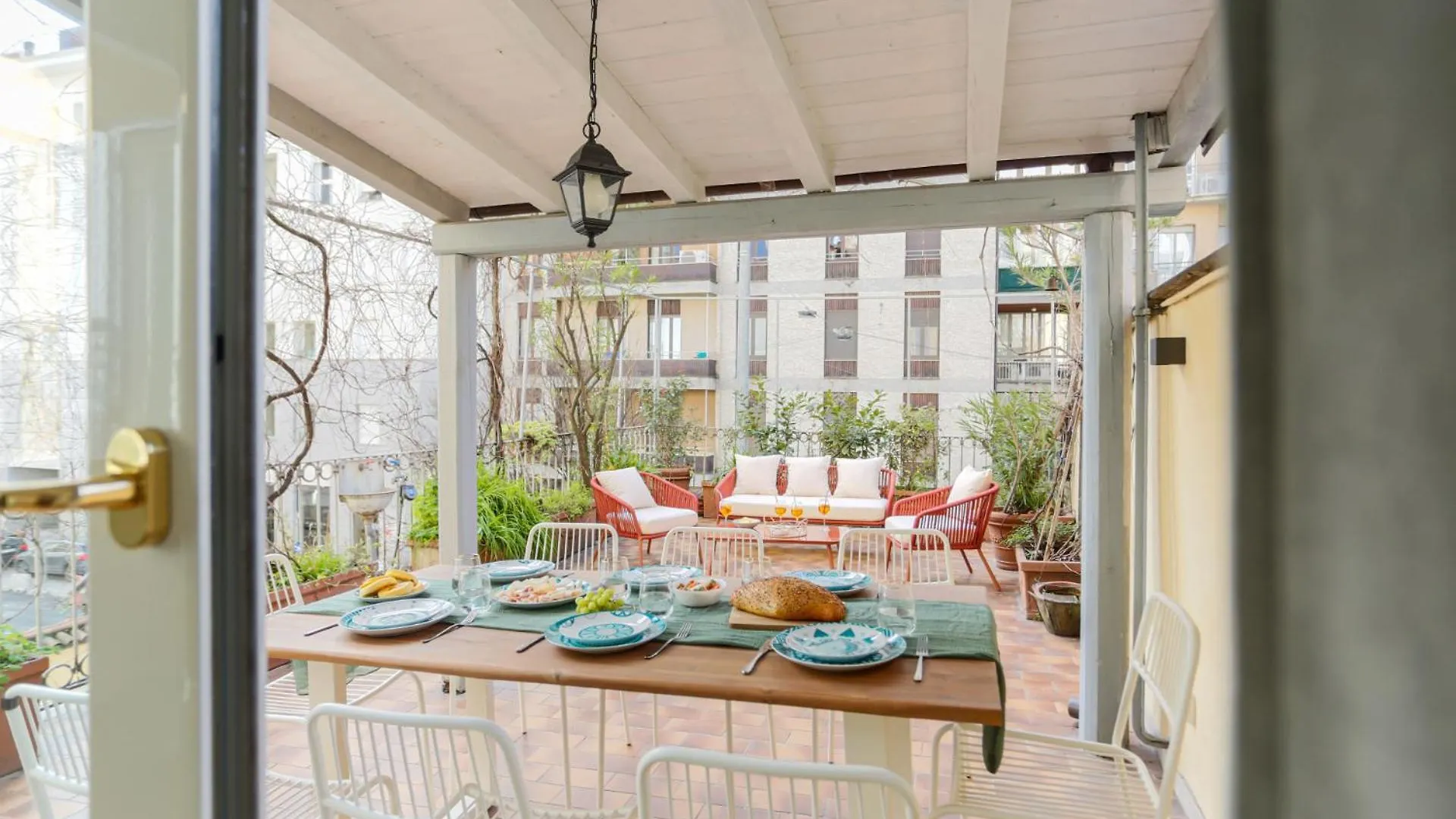 The Best Rent - Spacious Three-Bedroom Apartment In The Heart Of Milan